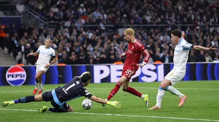 足球比赛赛程-埃基蒂克本场数据：1次关键传球，错失1次良机，7对抗3成功